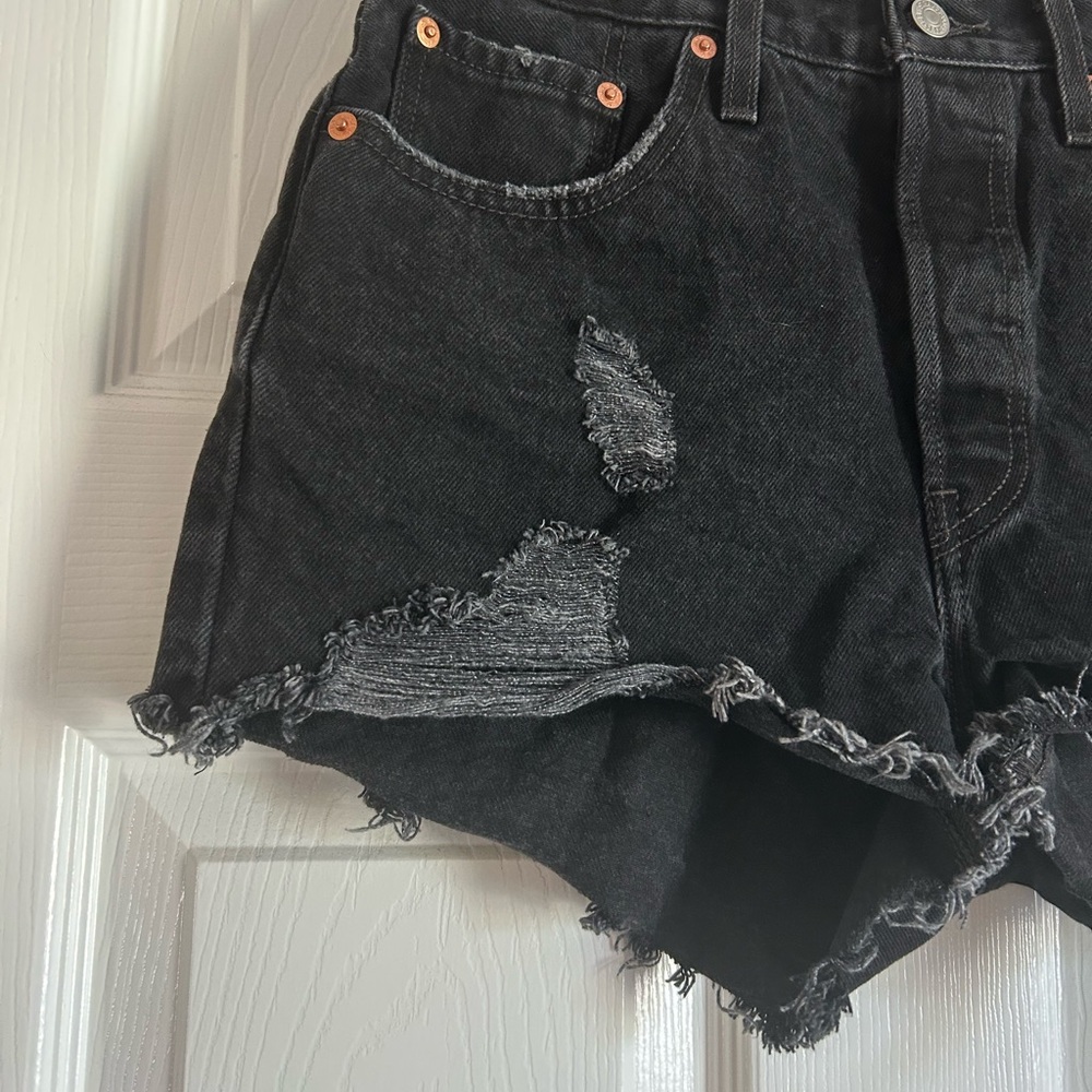 Levi’s 501 High Rise Denim Short - Picture 13 of 13